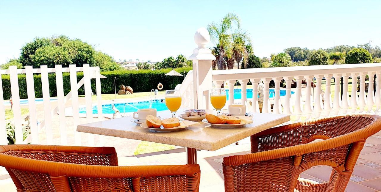 Hotel Diufain Conil De La Frontera Dış mekan fotoğraf