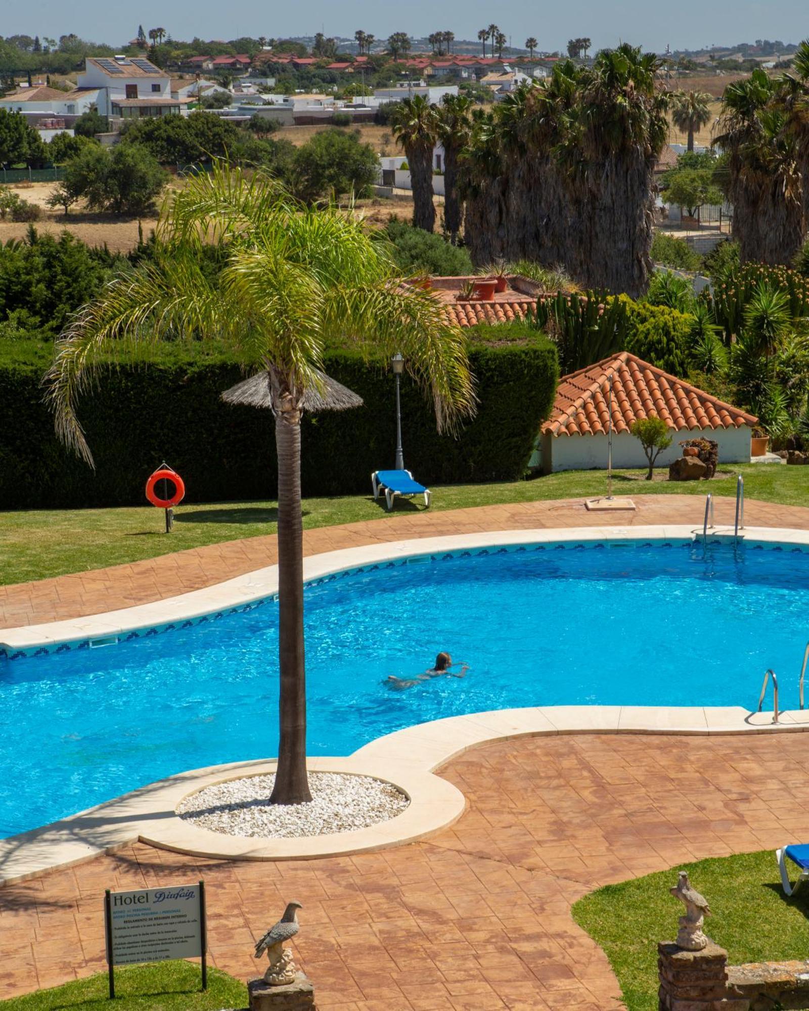 Hotel Diufain Conil De La Frontera Dış mekan fotoğraf