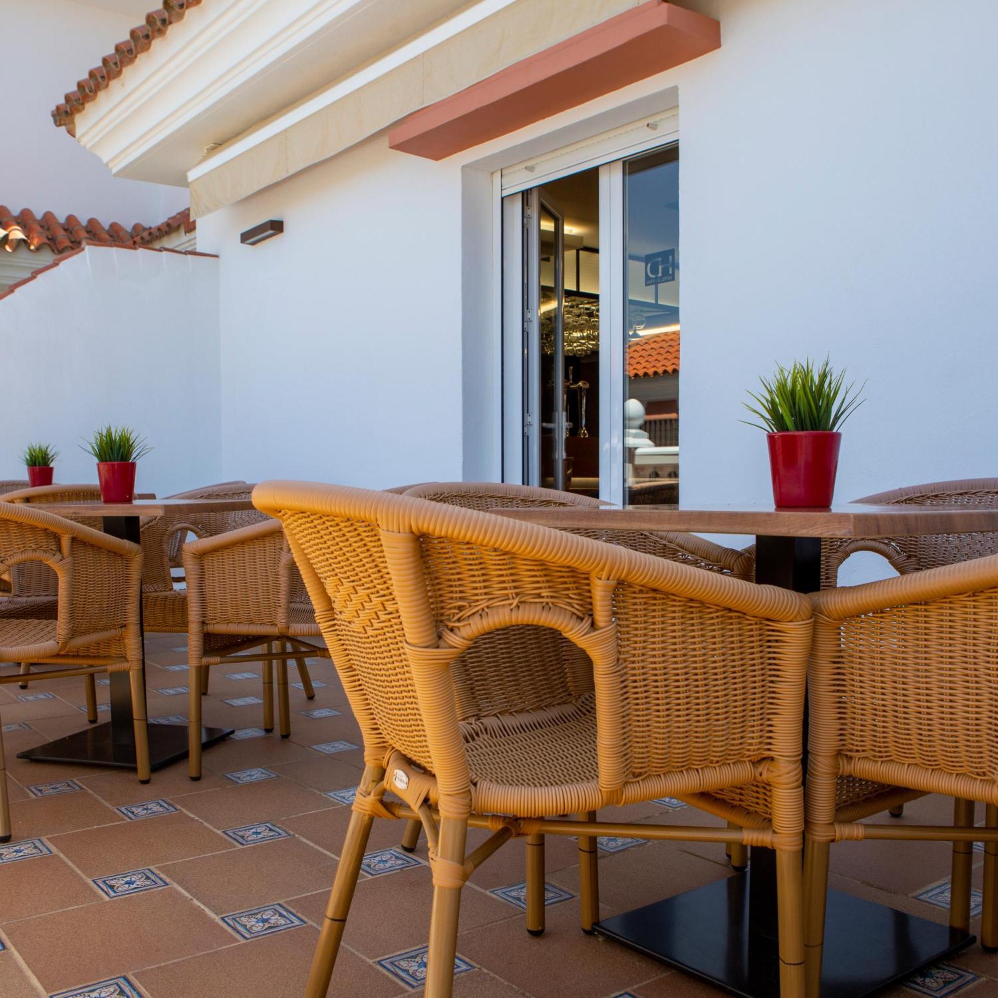 Hotel Diufain Conil De La Frontera Dış mekan fotoğraf